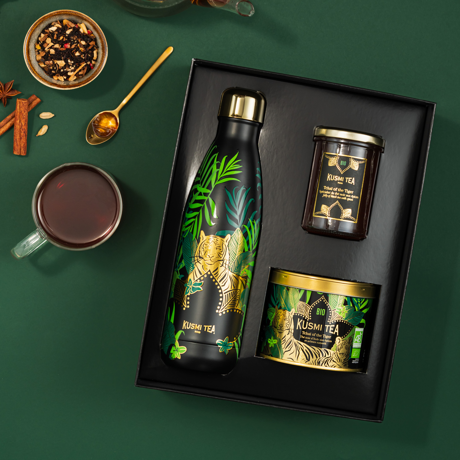 Tchaï of the Tiger Gift Set – Black Tea, Sweets & Flask Box