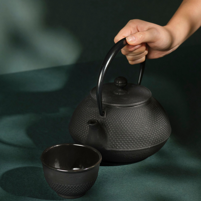 Théière fonte Arare 1,15L