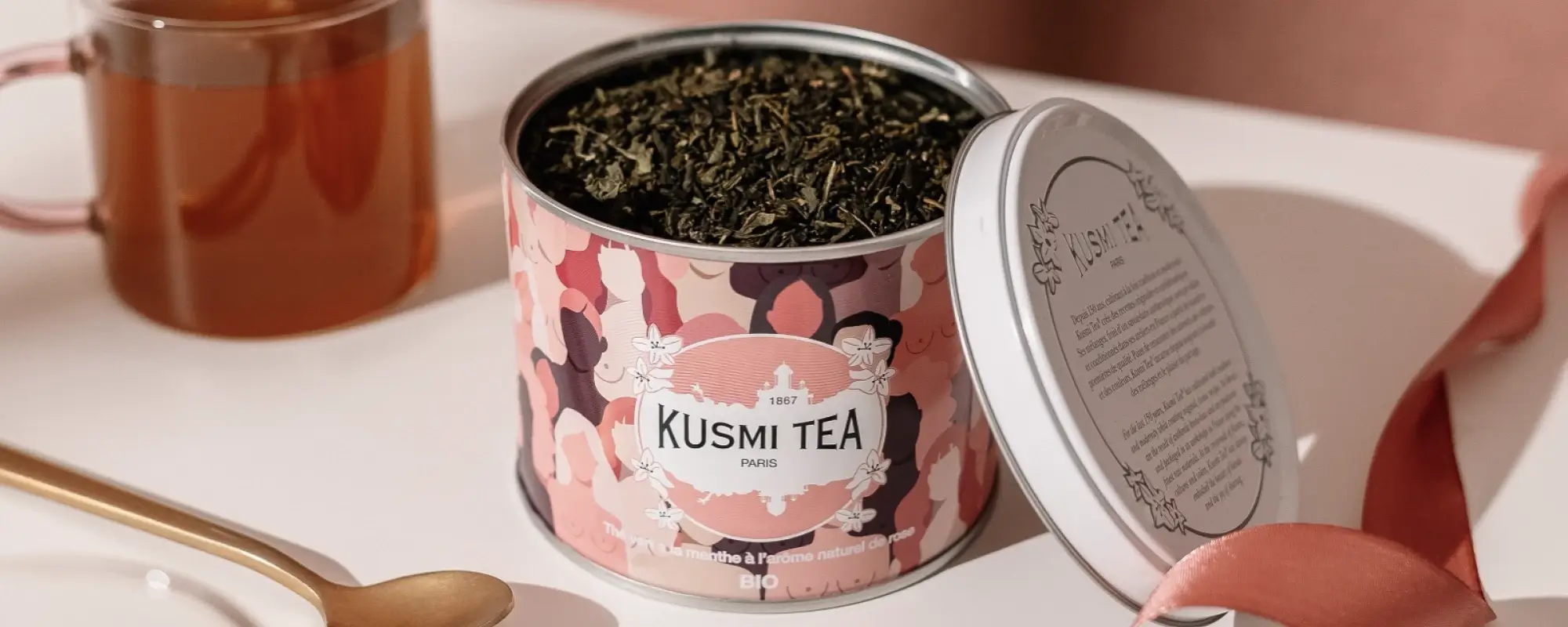 Special Pink October product: Organic mint green tea with natural rose flavouring